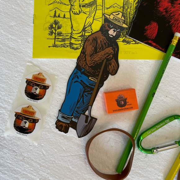 Smokey Bear 16 Piece Activity Bundle - Picture 5 of 6